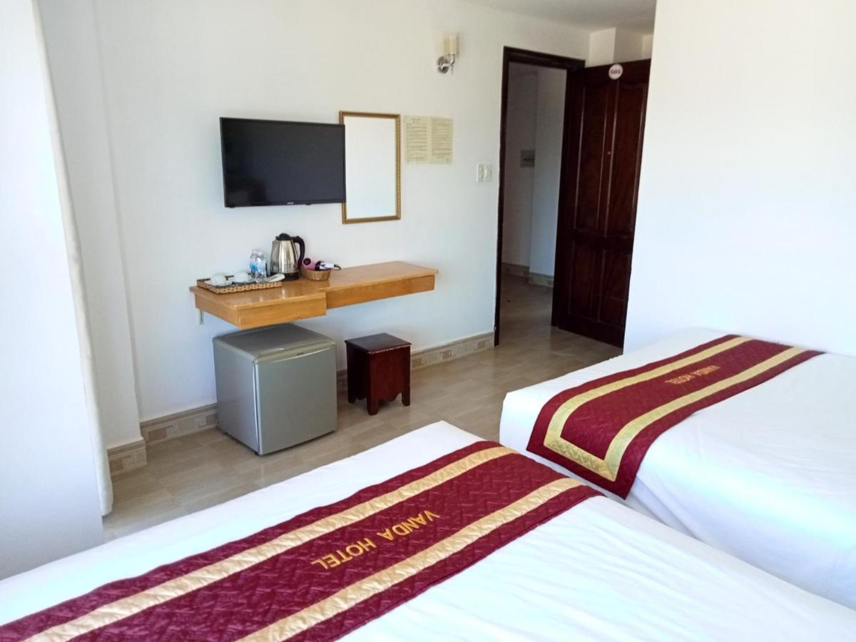 Vanda Hotel Nha Trang Exterior photo